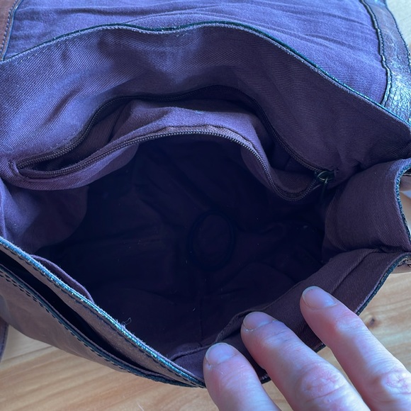 Vintage leather Fossil hobo purse - cross body - Picture 4 of 5